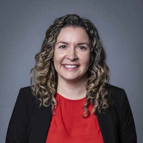 Headshot of Amy Hill