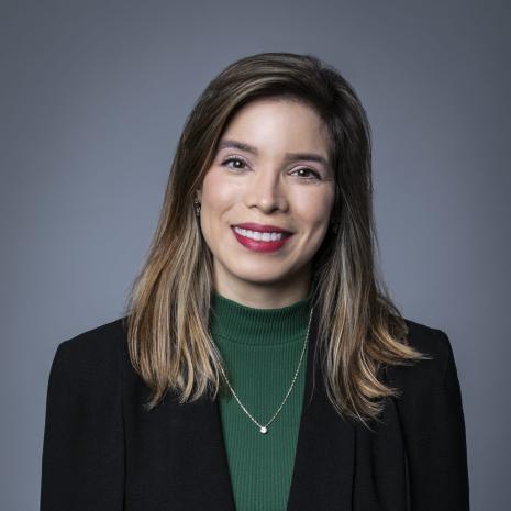 Headshot of Caroline Valente